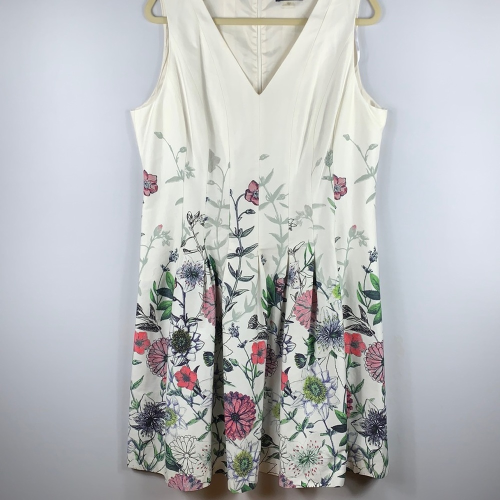 Tommy Hilfiger Cream Floral V-Neck Sleeveless A-Line Dress